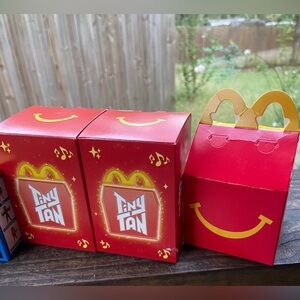 Lot of Children's Book and Stuffed Kids Toys McDonalds Happy Meals & Chick-fil-A